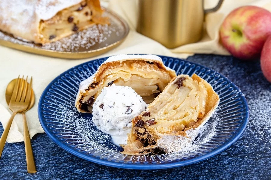 apple strudel recipe